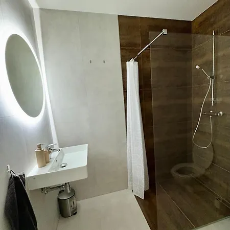 Apartamento Manor 2 *